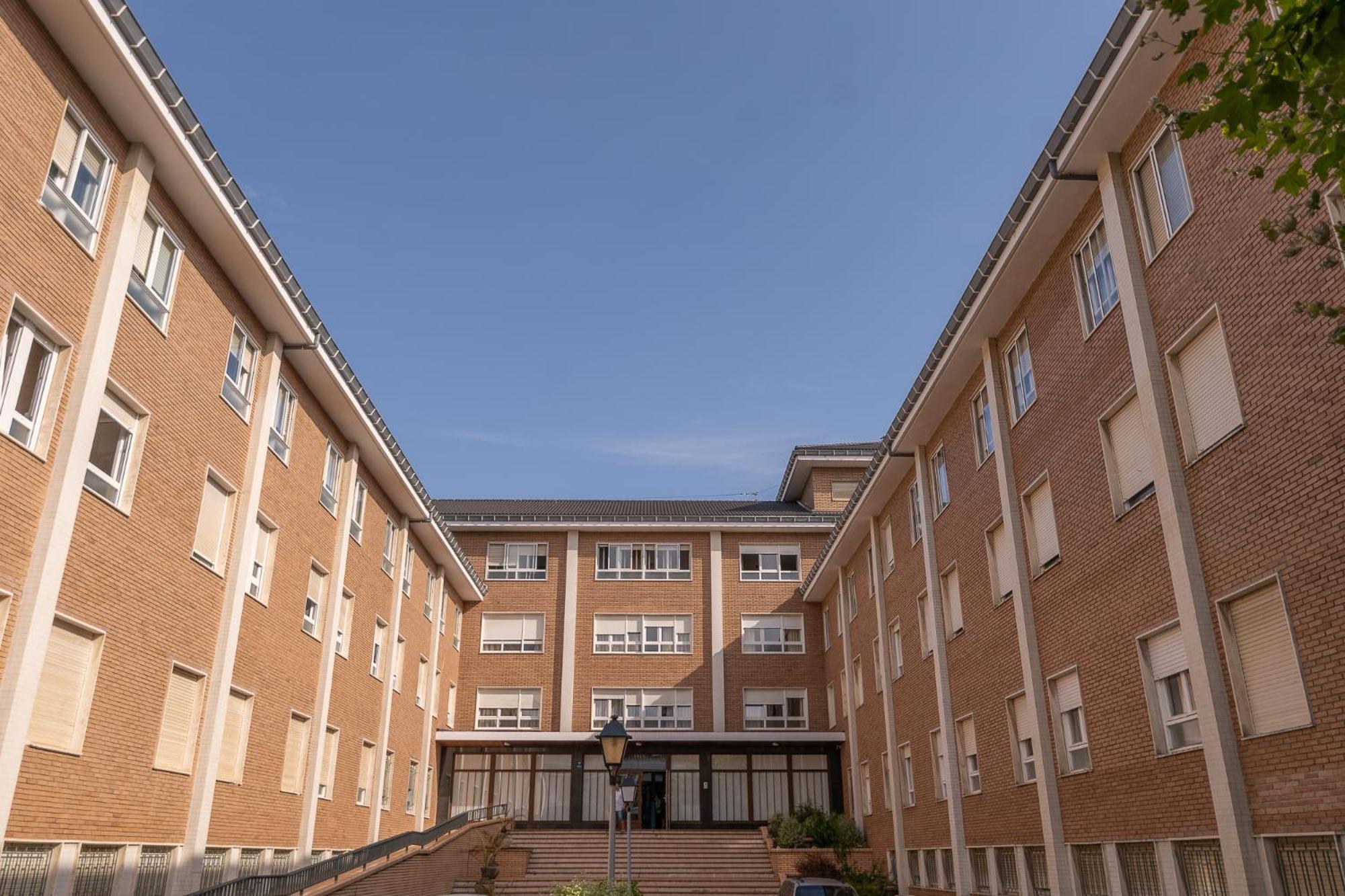 Residencia Universitaria Alto De Miranda - Resisantander Hotel Ngoại thất bức ảnh